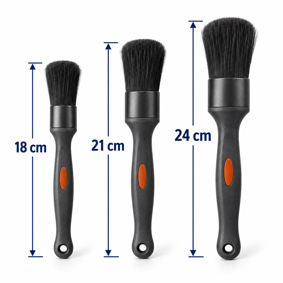 Lot de trois brosses pour l’entretien intérieur